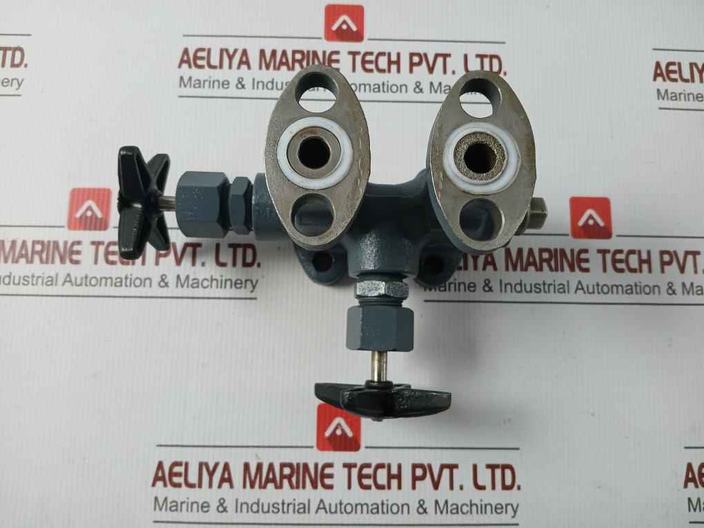 3-ways Manifold Valve Aklok Used