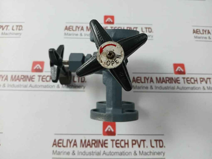 3-ways Manifold Valve Aklok Used
