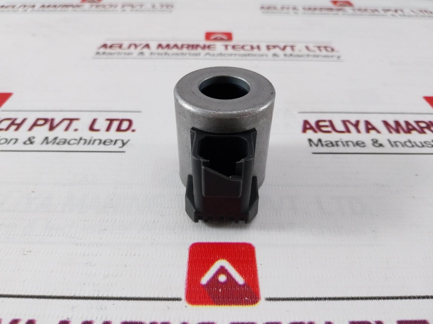 3012600 Solenoid Coil 12Vdc 8 Ω