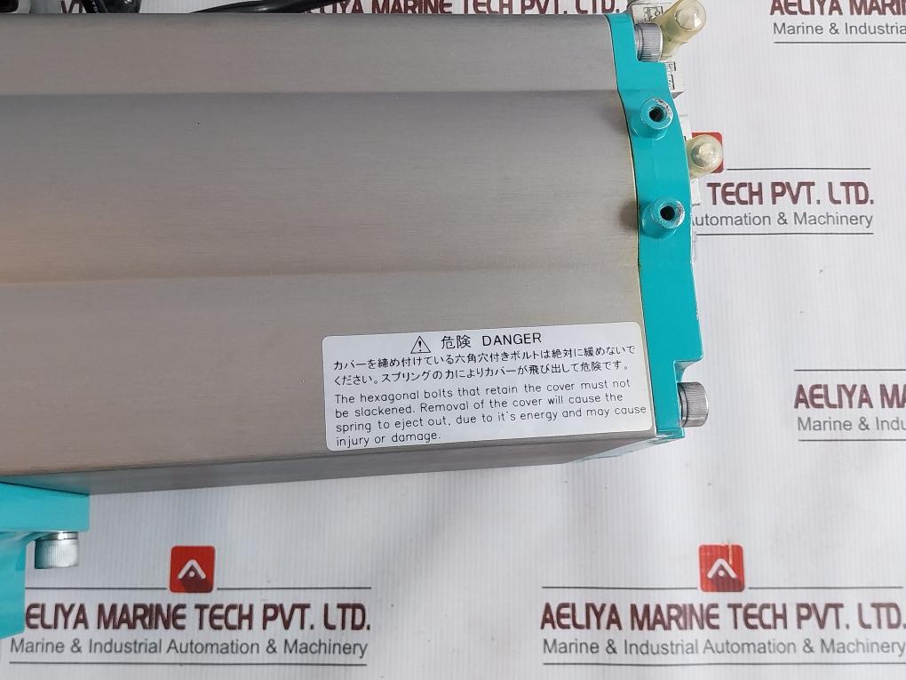 Tomoe Temperature & Pressure Valve W/ Pneumatic Positioner 304Y-7G0 Ip5100 0.4~0.7Mpa