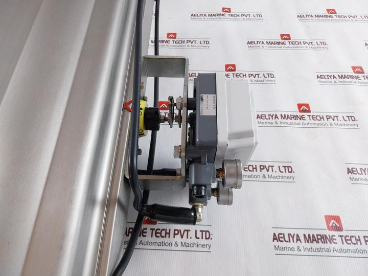 Tomoe Temperature & Pressure Valve W/ Pneumatic Positioner 304Y-7G0 Ip5100 0.4~0.7Mpa