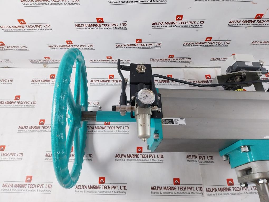 Tomoe Temperature & Pressure Valve W/ Pneumatic Positioner 304Y-7G0 Ip5100 0.4~0.7Mpa