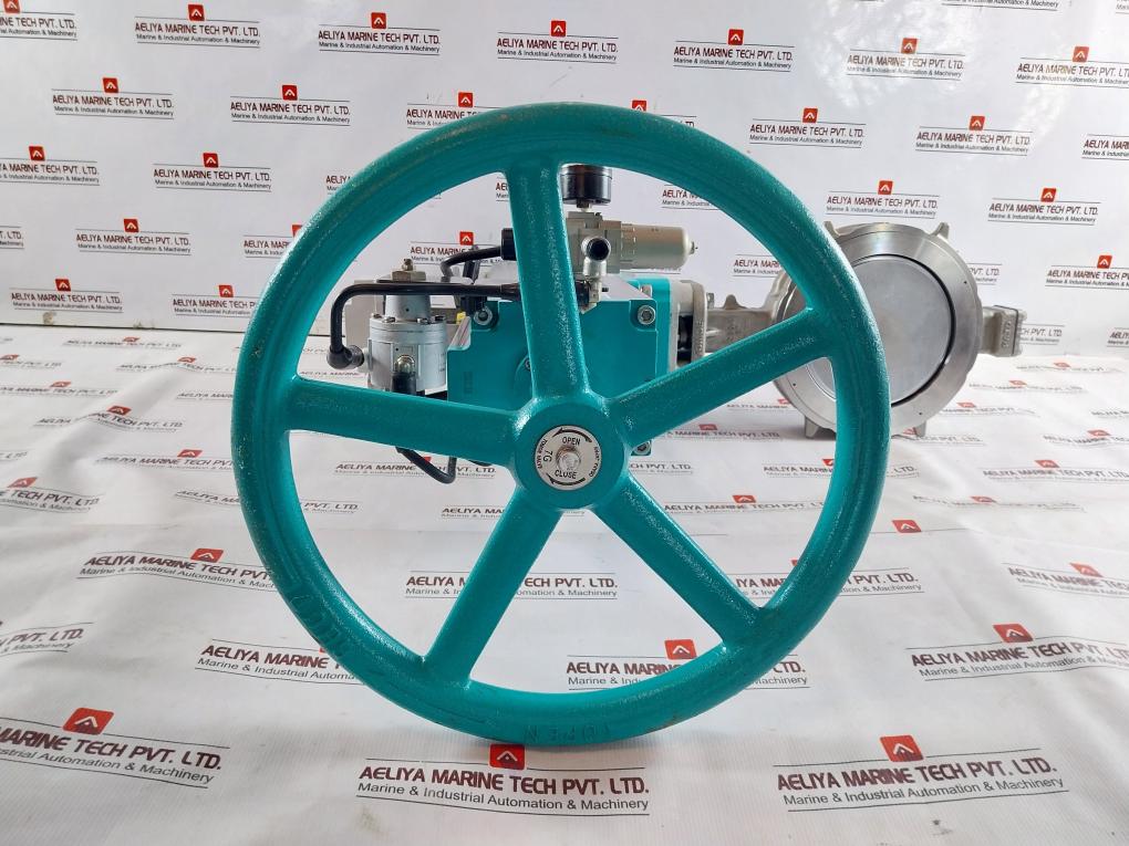 Tomoe Temperature & Pressure Valve W/ Pneumatic Positioner 304Y-7G0 Ip5100 0.4~0.7Mpa