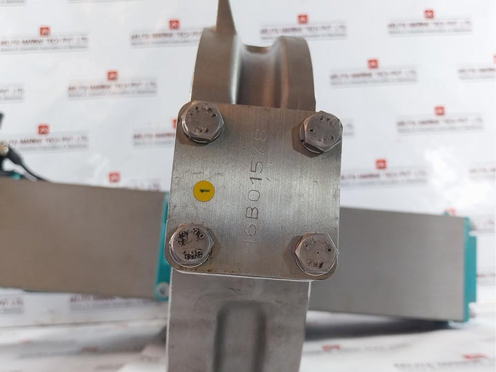 Tomoe Temperature & Pressure Valve W/ Pneumatic Positioner 304Y-7G0 Ip5100 0.4~0.7Mpa