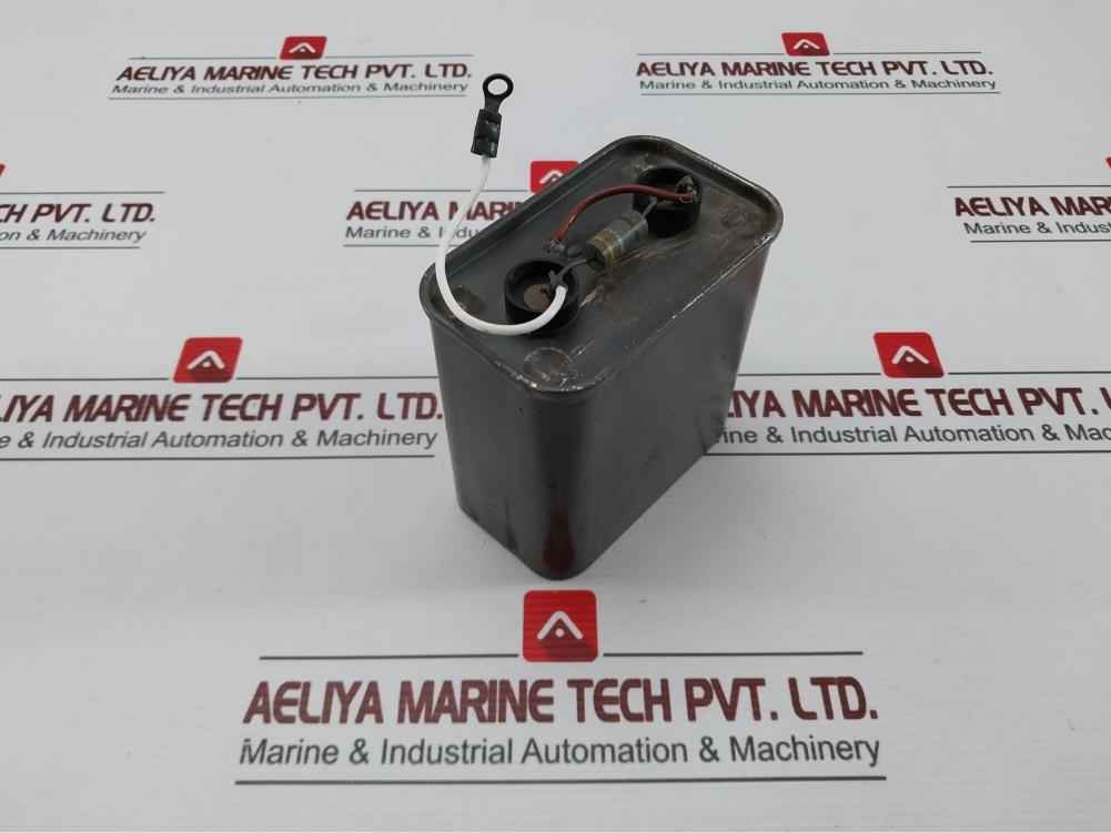 30P38 Energy Storage Capacitor 6.0-3000Vdc Peak