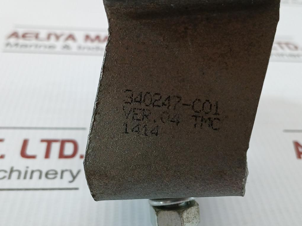 340239-c01 Ver.04 Fabricated Offset Bracket