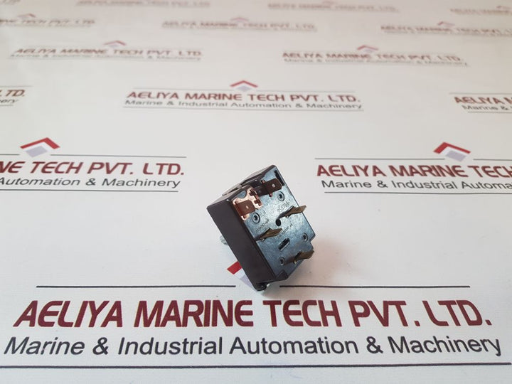 355798-1 Rotary Switch 20A 480Vac