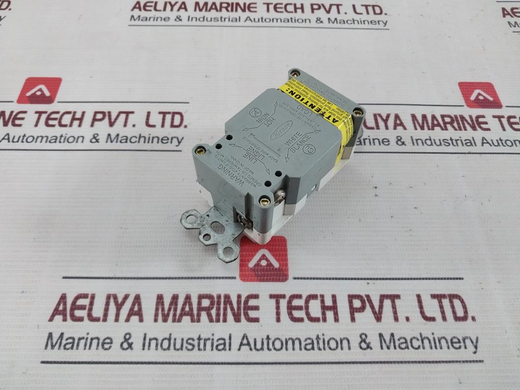 3Grace Gfci Duplex Receptacle 125V 60Hz 20Amp Class A