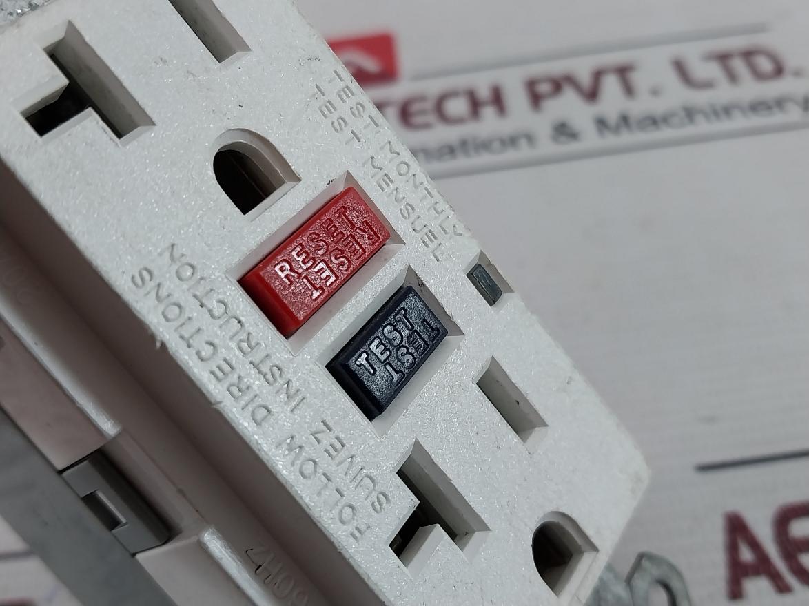 3Grace Gfci Duplex Receptacle 125V 60Hz 20Amp Class A