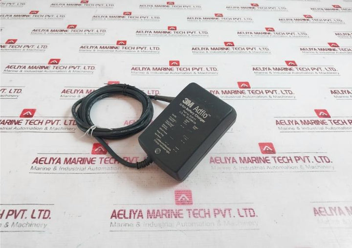 3M 833111 Battery Charger For Li-ion Battery 35-0099-08 10.8V, 2.5A Ta40/Ip40