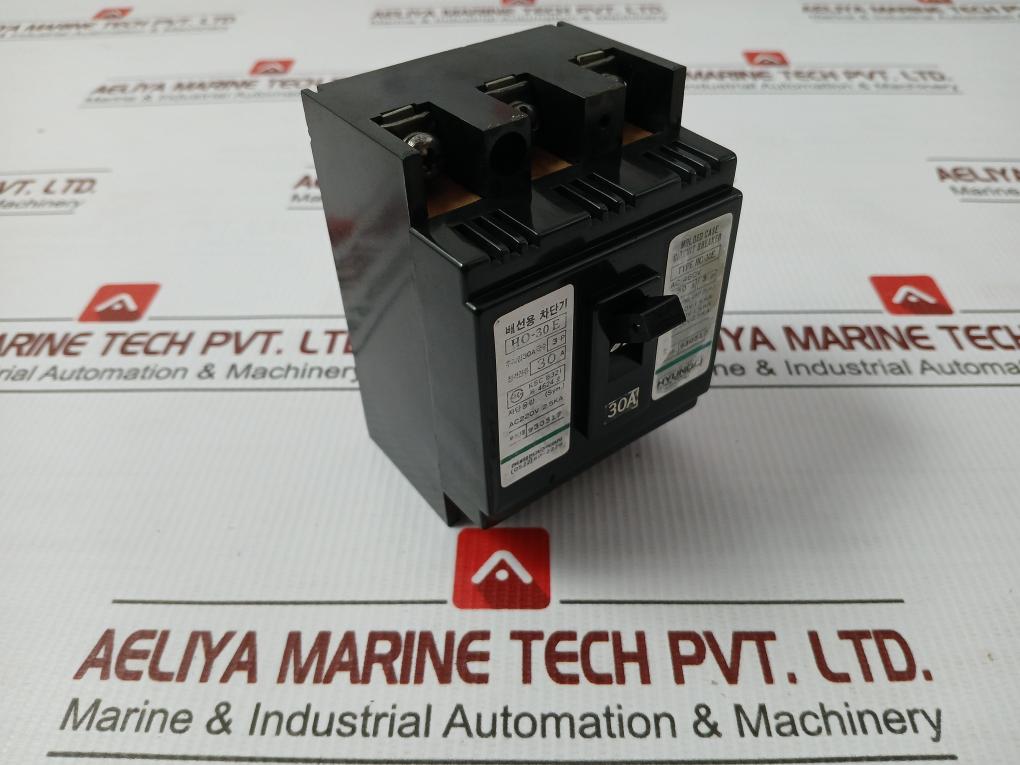 3P Molded Case Circuit Breaker 30A Ho-30E Hyundai