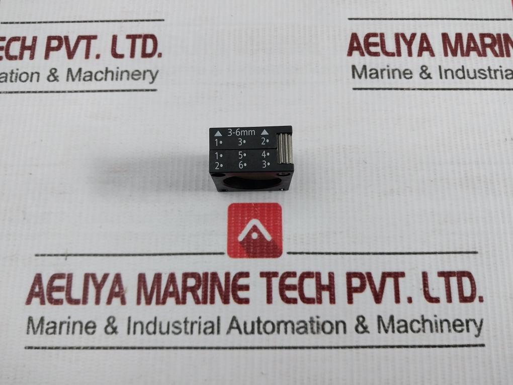 3Sb3-247-0Aa41-Push-Button-With-Socket-Base-24V-Ac-Dc-50Hz-Siemens-208719-7