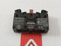 3Sb3 203-0Aa11 Push Button With Contact Block 50 Hz Siemens