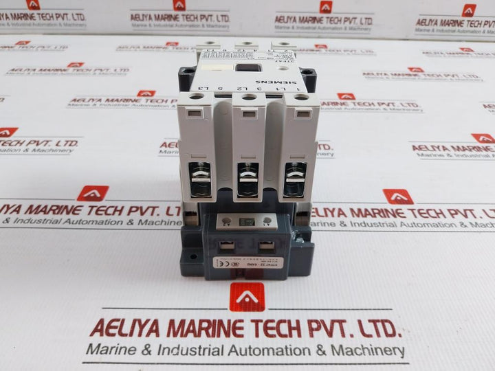 3Tf47 22-0Xn2 Siemens Contactor 63A Ac3 30Kw 400V 2No+2Nc