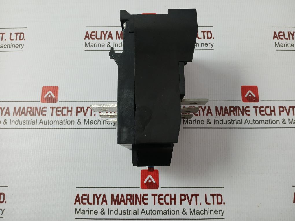 3Ua6040-2W Thermal Overload Relay 1000V/63-90A Siemens