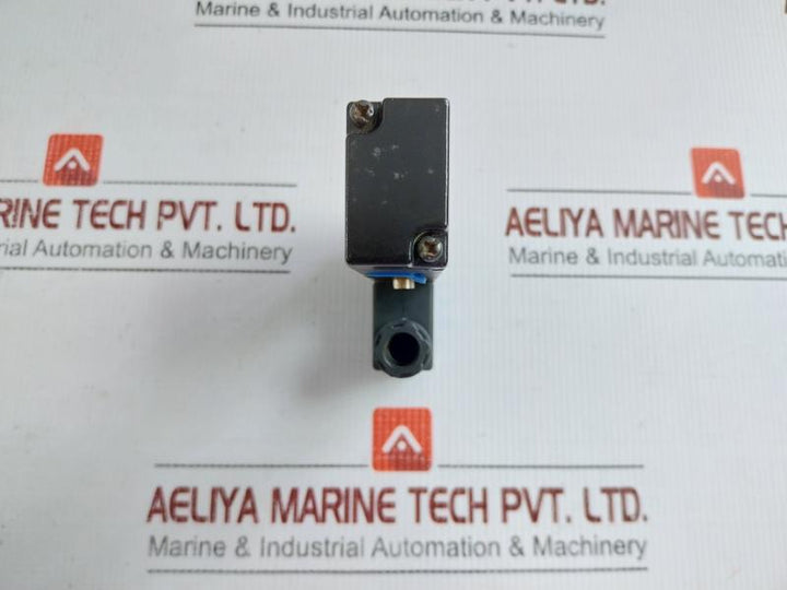 3V210-08 Solenoid Valve 1.5-8Kgf/Cm2 Airmax