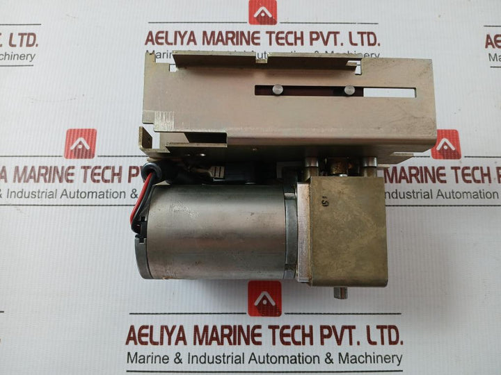 3Vf9423-1Me10 Motor Operating Mechanism Siemens 220/240V Ac