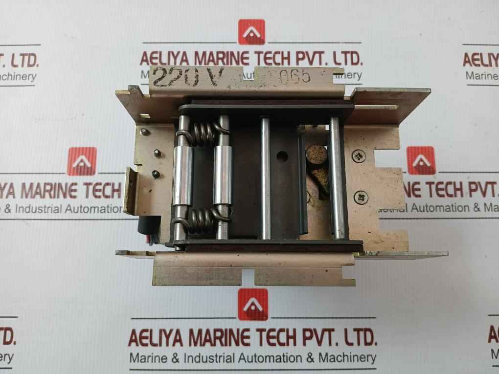 3Vf9423-1Me10 Motor Operating Mechanism Siemens 220/240V Ac