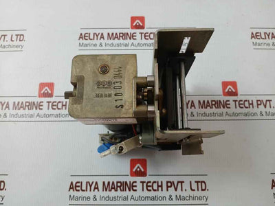 3Vf9423-1Me10 Motor Operating Mechanism Siemens 220/240V Ac