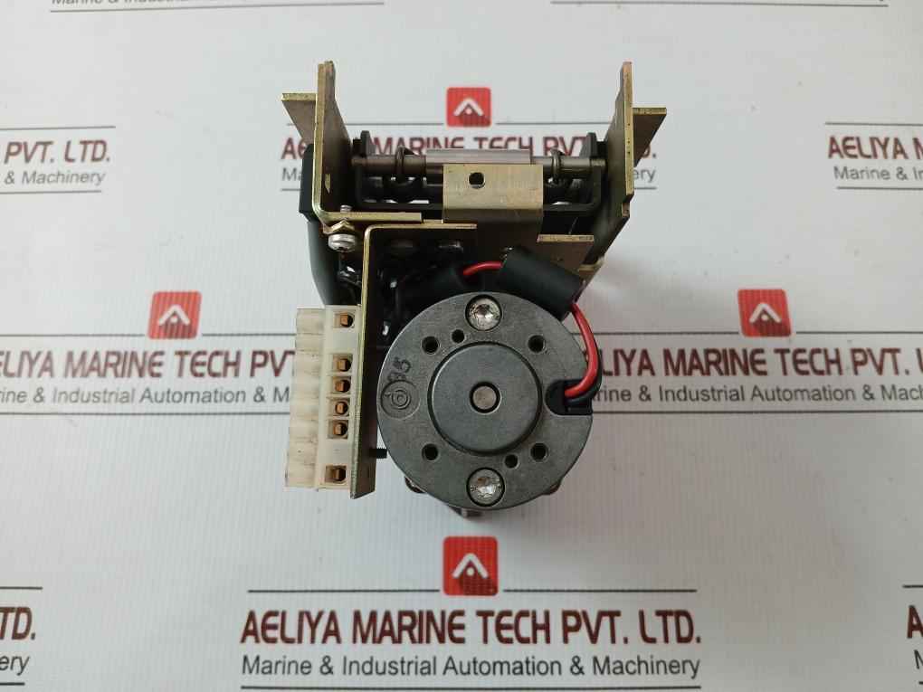 3Vf9423-1Me10 Motor Operating Mechanism Siemens 220/240V Ac