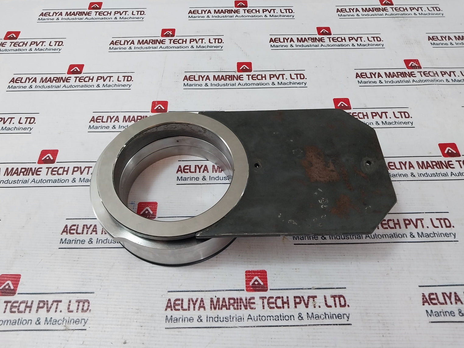 Sw-3849 R9 J43901-37 Bearing