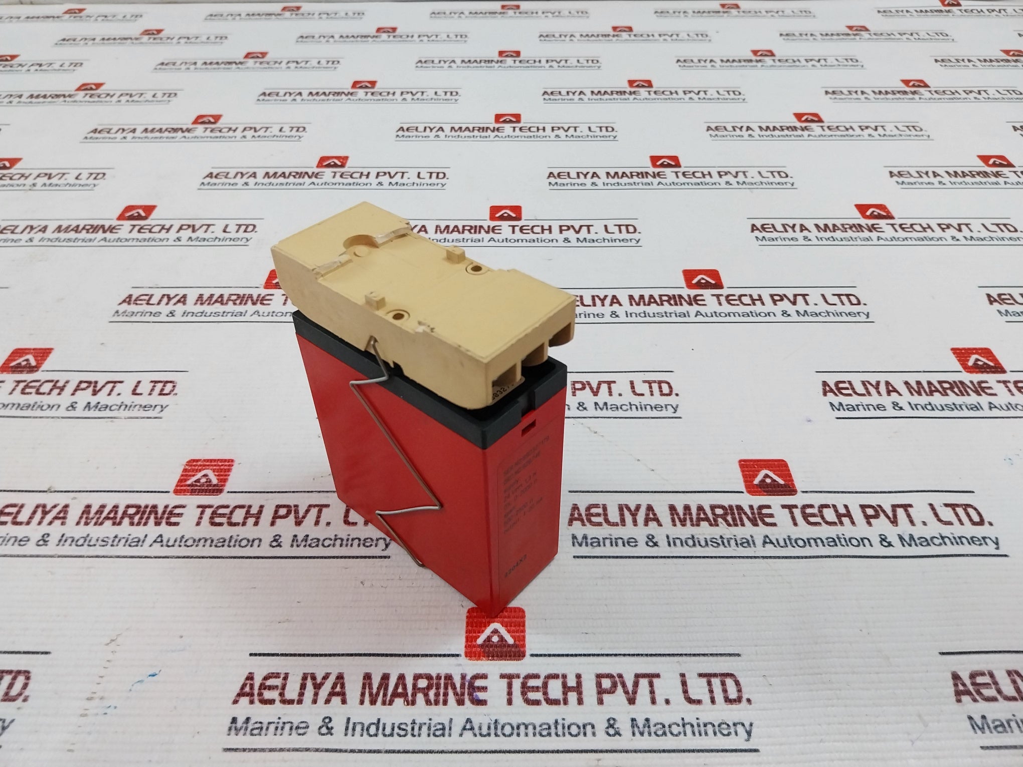 Pr Electronics 2204X2 Isolation Amplifier With Base 24Vdc 4-20Ma 1.3W