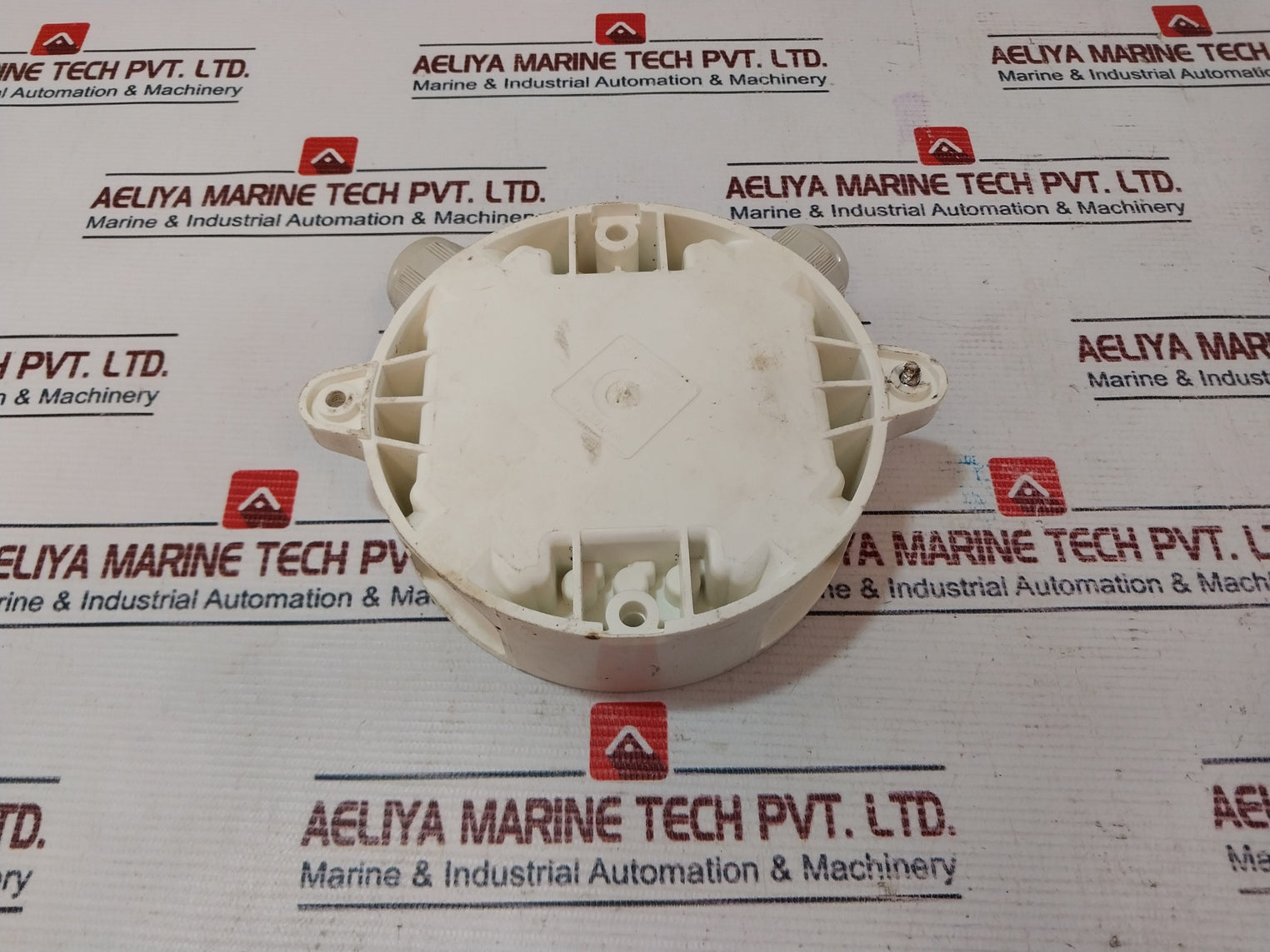 Lot of 3X Tyco DHM-5B Deckhead Head Mounting Base 517.050.603