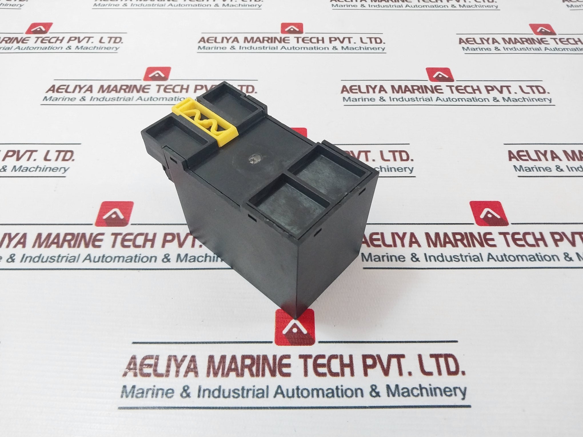 Deif Tav-210Dg/3 Single Function Transducer 100-121.21V 16,5-20 Ma