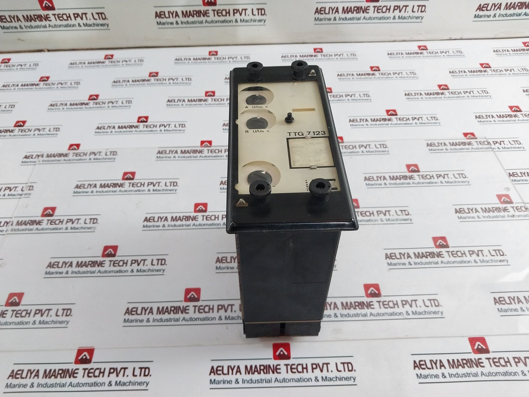 C.E.E. Ttg 7123 B/8173 Phase Overcurrent Relay 100V 50-60Hz
