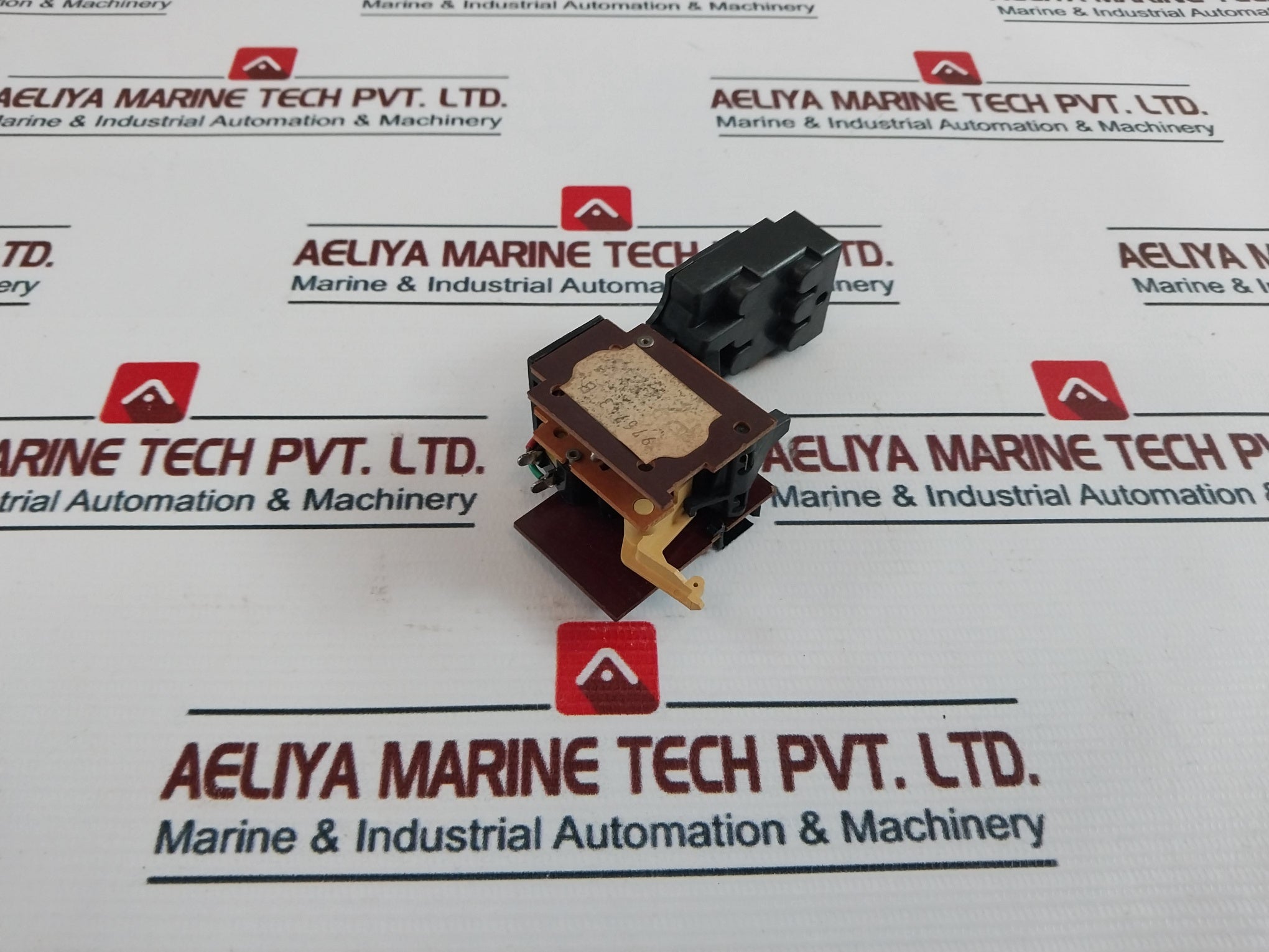 Merlin Gerin 42902 Relay 2a 415v