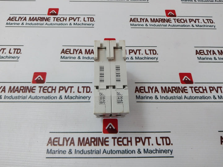 Merlin Gerin Multi 9 C60H C3 Circuit Breaker 400V