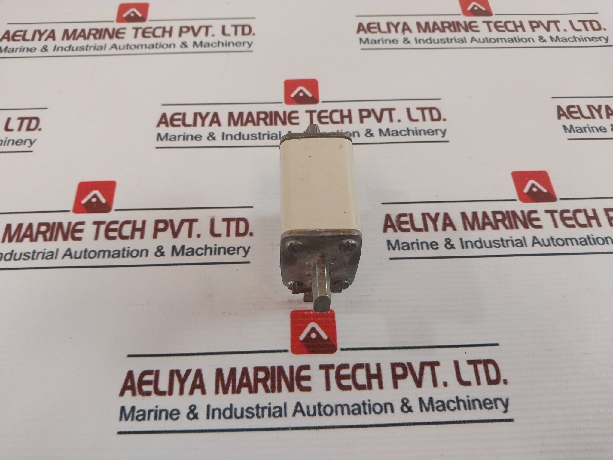 Lk-nes 170 E 4208 20A 500V Fuse
