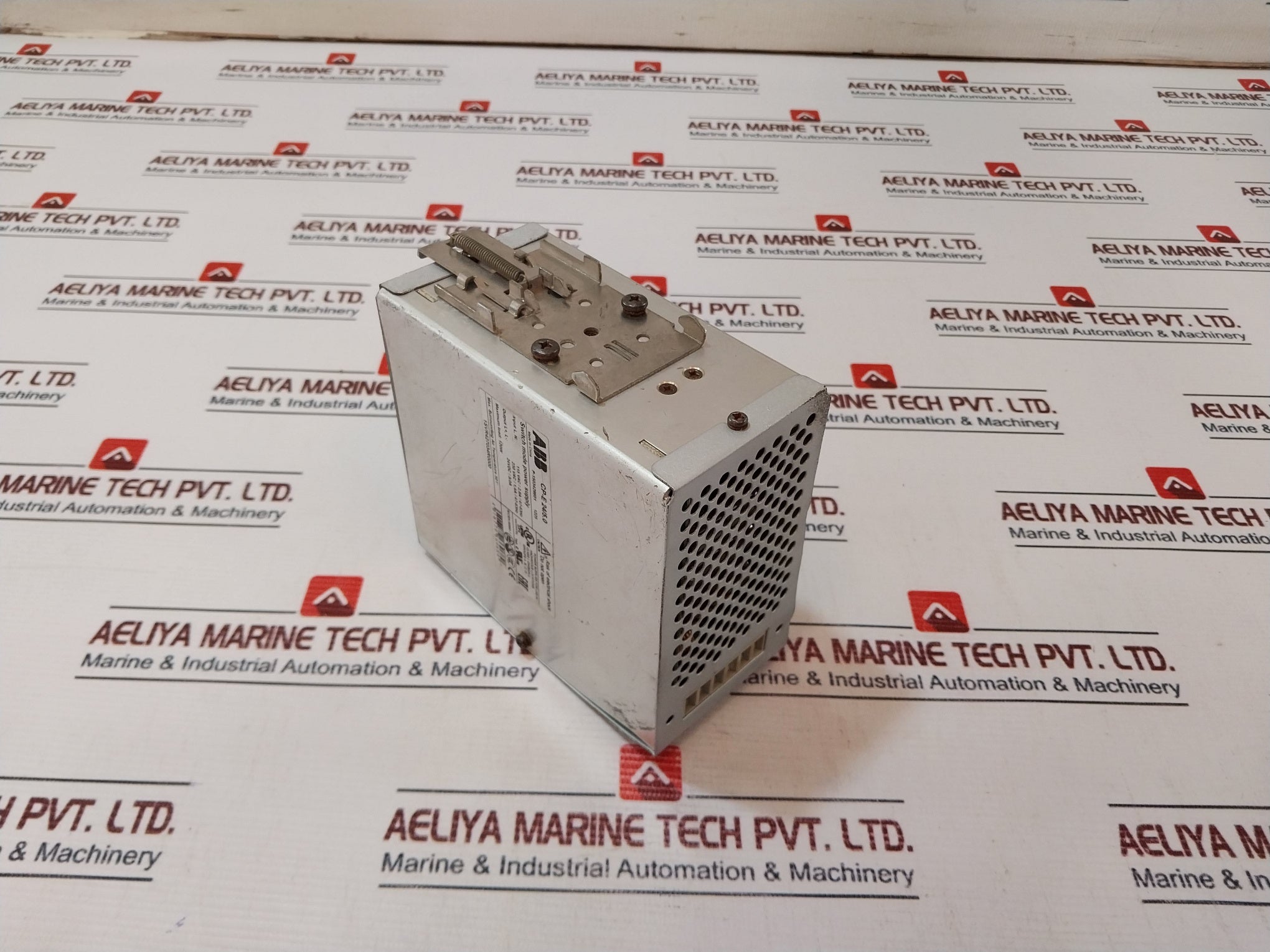 Abb Cp-e 24/5.0 Switch Mode Power Supply 1Svr427034R0000 T4A