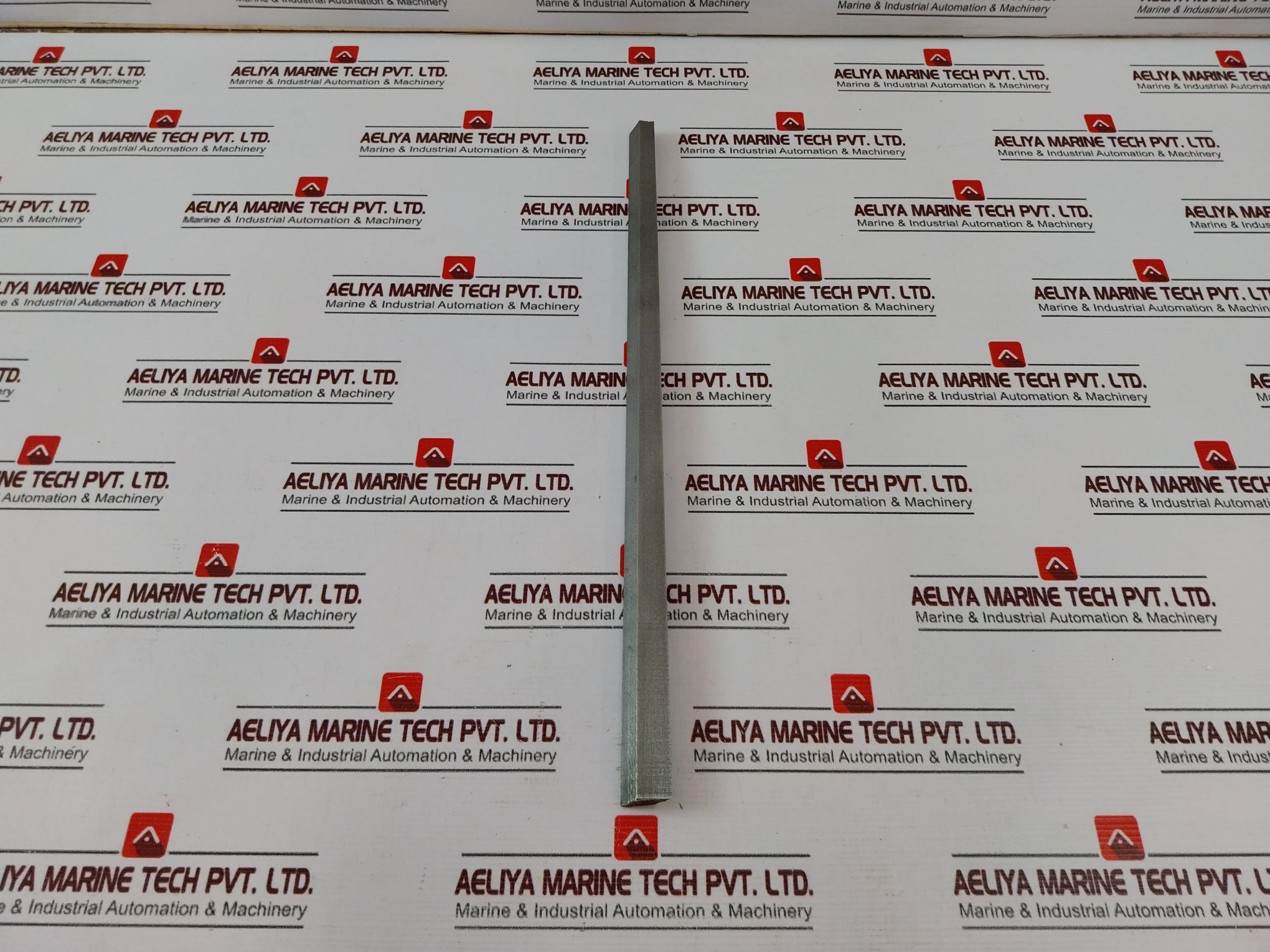 Run Master 33-3022 Gib Square Tool Bit 330 X 1000R