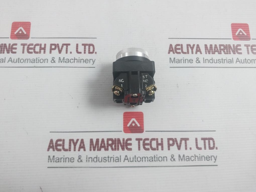 41-14393 Red Push Button 600Vac Tec Tachikawa 250Vdc