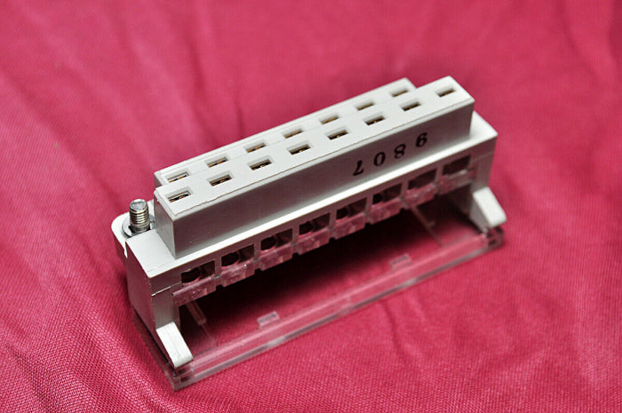 Schneider tsx micro tsxdez12d2 module