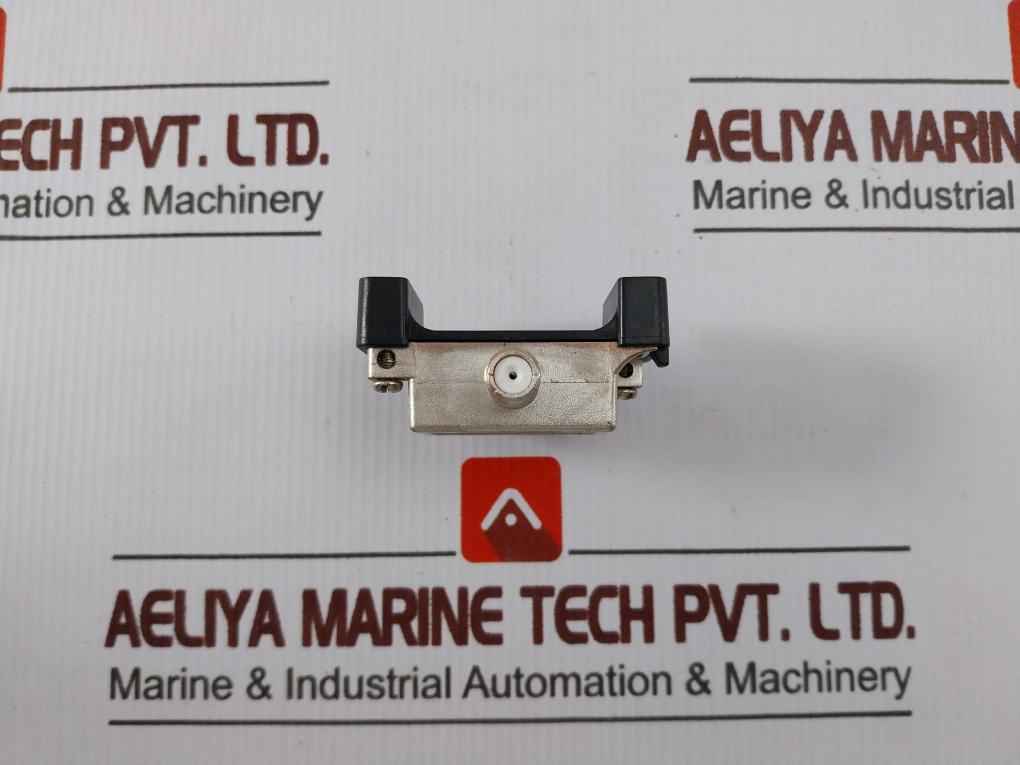 4202S-dap 2-way Splitter 5-2400Mhz