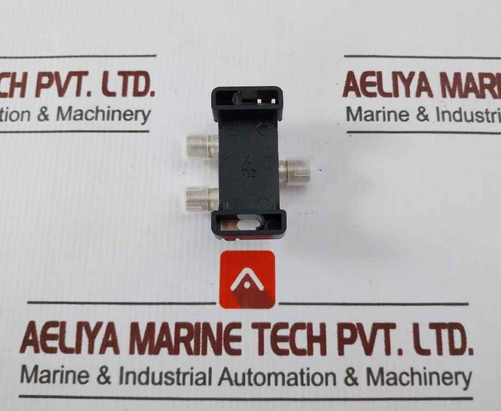 4202S-dap 2-way Splitter 5-2400Mhz