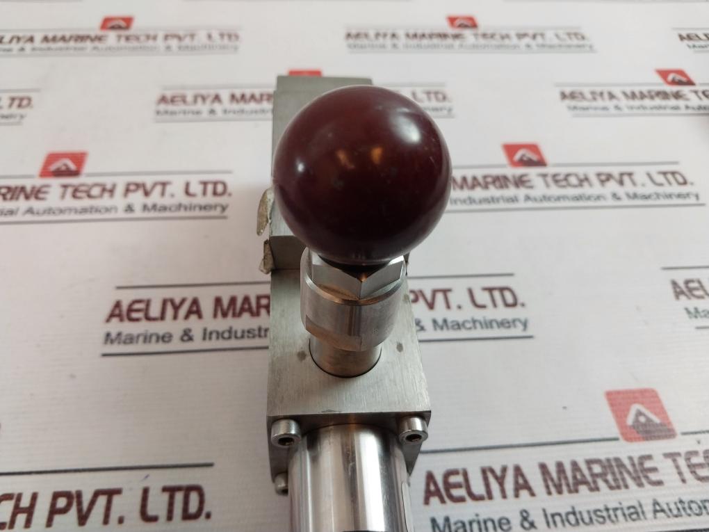 4326M212-VS2B Spool Valve