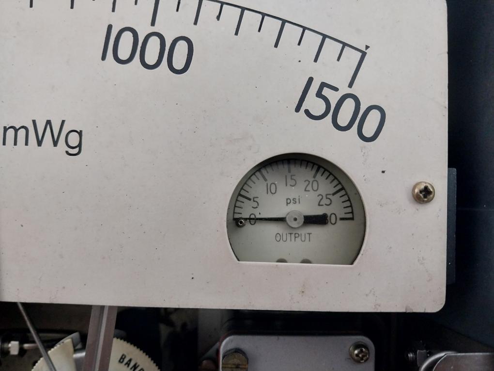 43Ap-fa42C Pc Pneumatic Controller 0-1500 Mmwg 0-30 Psi