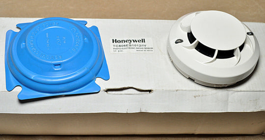 Honeywell Tc806Es1012 Iv Photo-electronic Smoke Detector No4-4620-100