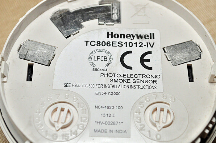 Honeywell Tc806Es1012 Iv Photo-electronic Smoke Detector No4-4620-100