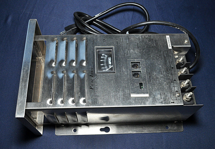 Newmar pt-24-8 phase three stage smart charger