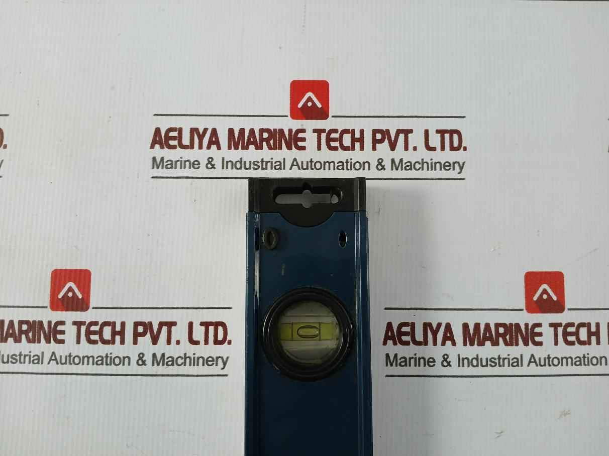 48” (122 Cm) Magnetic Aluminum Box Level