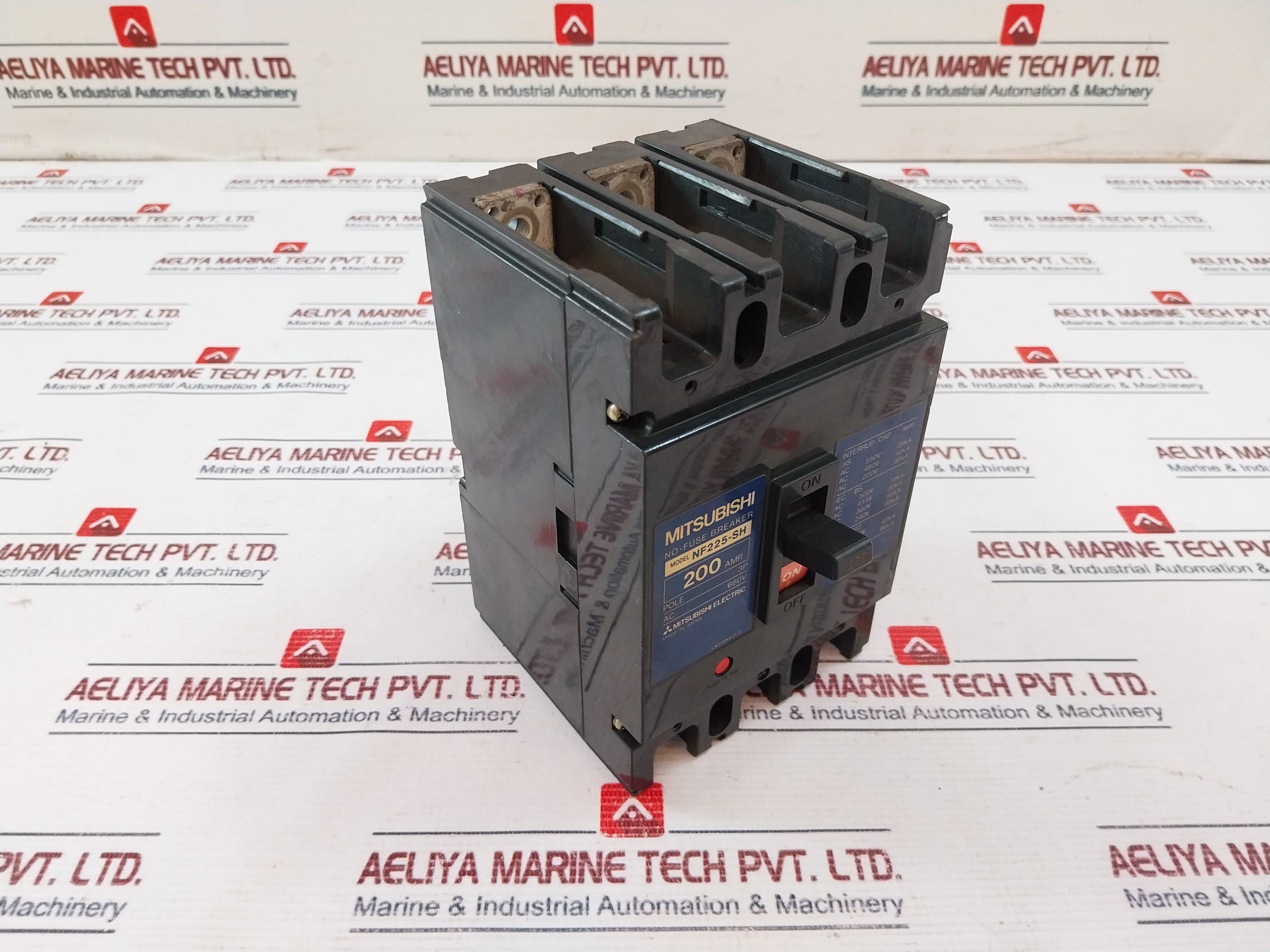 Mitsubishi Electric Nf225-sh 200Amp No-fuse Breaker 3Pole 660V