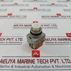 Idec 41-10650 Pushbutton Control Unit 300Vac 5A