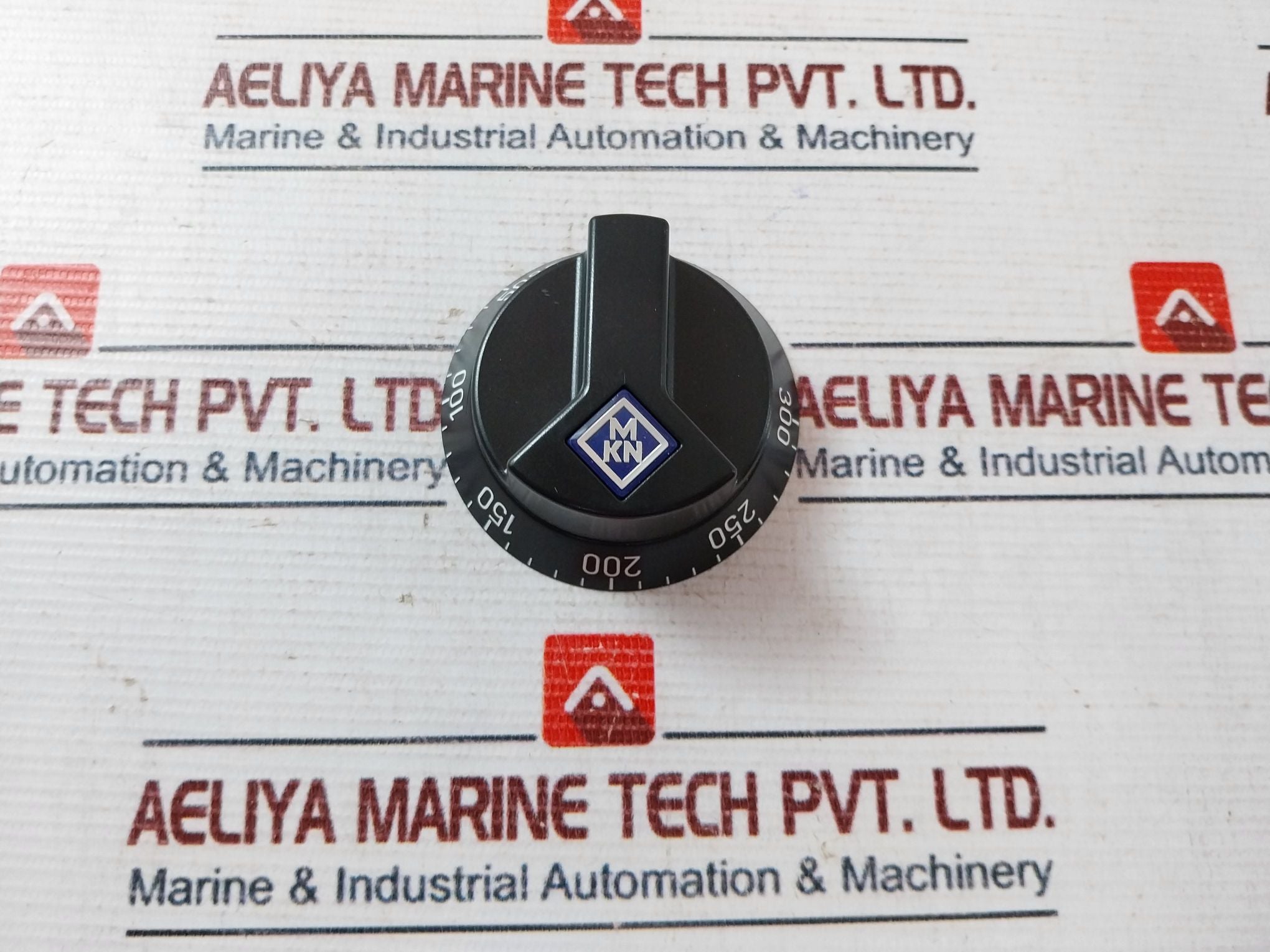 Mkn 209903 Black Handle Knob V-300?C