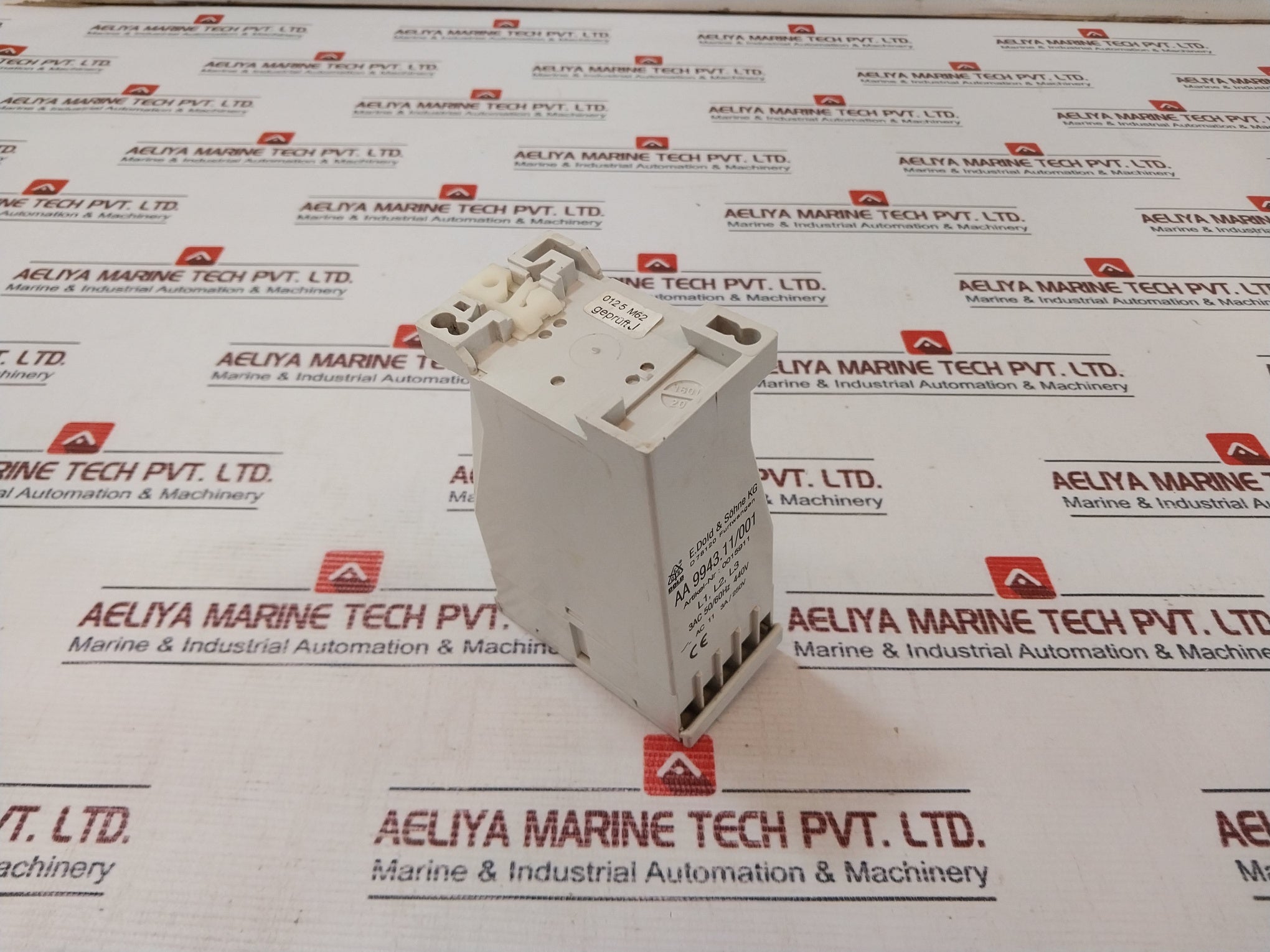 Siemens 7Pu7020-1Cm30 Two Wire Time Relay 60-250V 50/60Hz