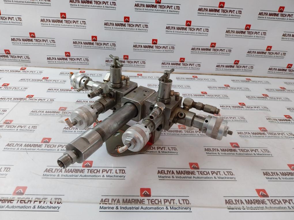 51.1 Mpa (511 Bar) Pressure Cylinder Gas Needle Valve