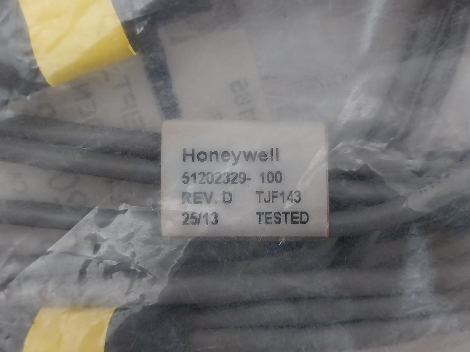 New Condition 51202329-102 I/O Link Cable Set Rev D Honeywell